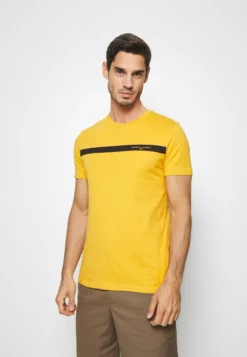 Pier OneT-shirt Med Print - Yellow