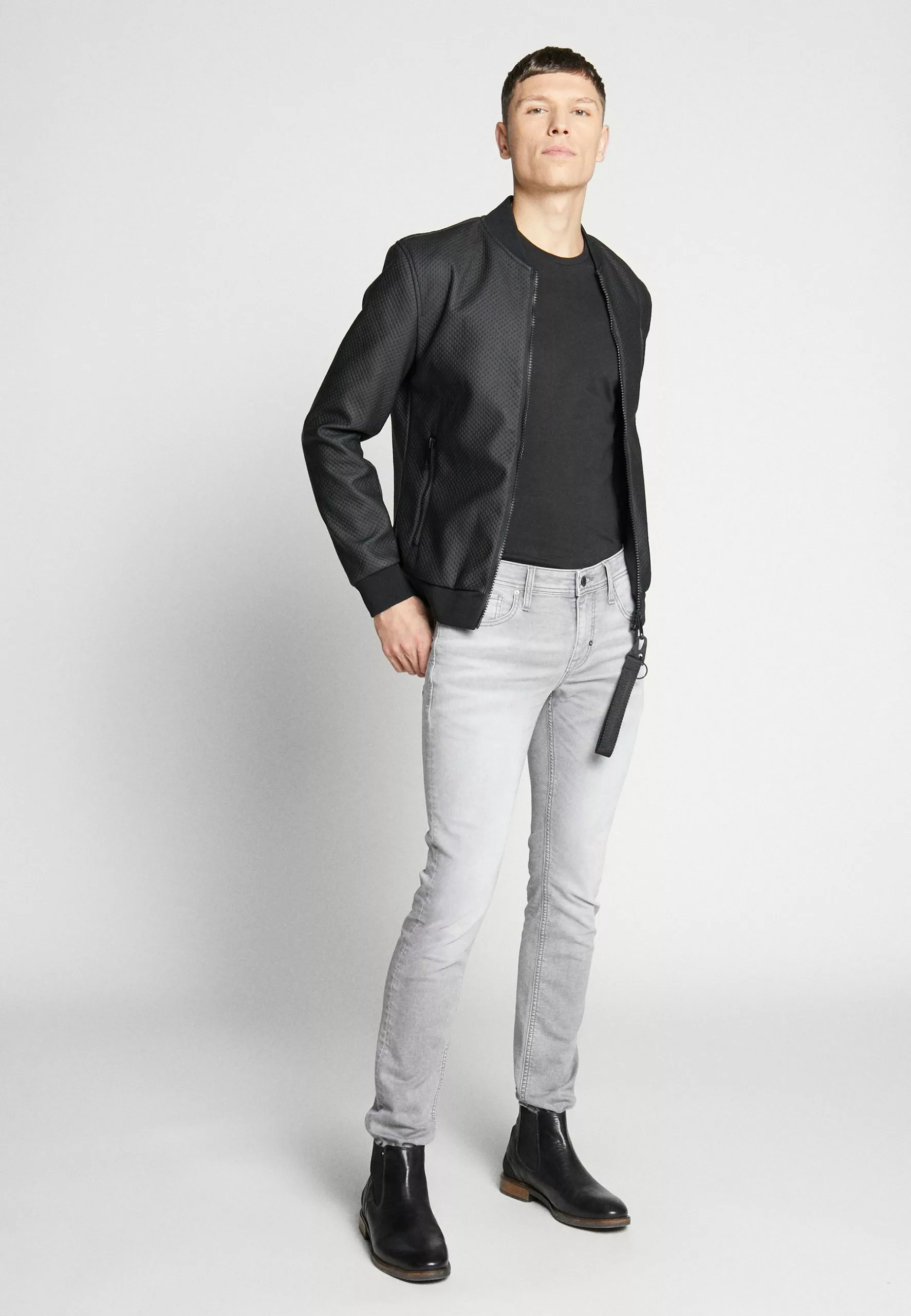 Pier One2 PACK - Linne - White/black