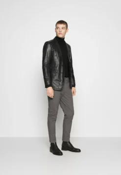 Pier One2 PACK - Stickad Tröja - Black