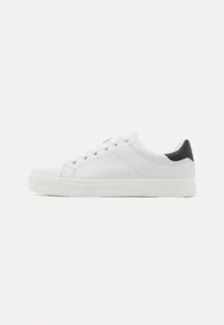 Pier OneSneakers - White